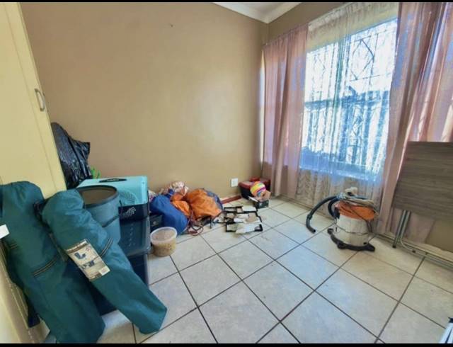 3 BEDROOM HOUSE FOR SALE IN MINNEBRON